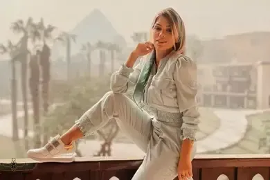 Luxury hotel checking in unmarried couples traveling to Egypt without requiring marriage proof